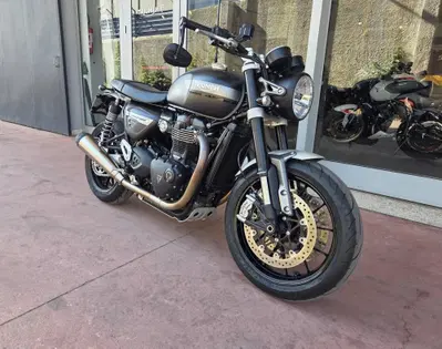 Triumph Speed Twin 1200 (2021 - 24) usata