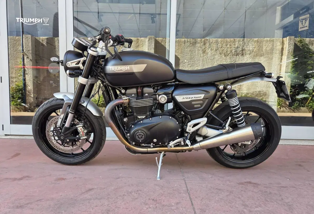 Triumph Speed Twin 1200 (2021 - 24) (6)