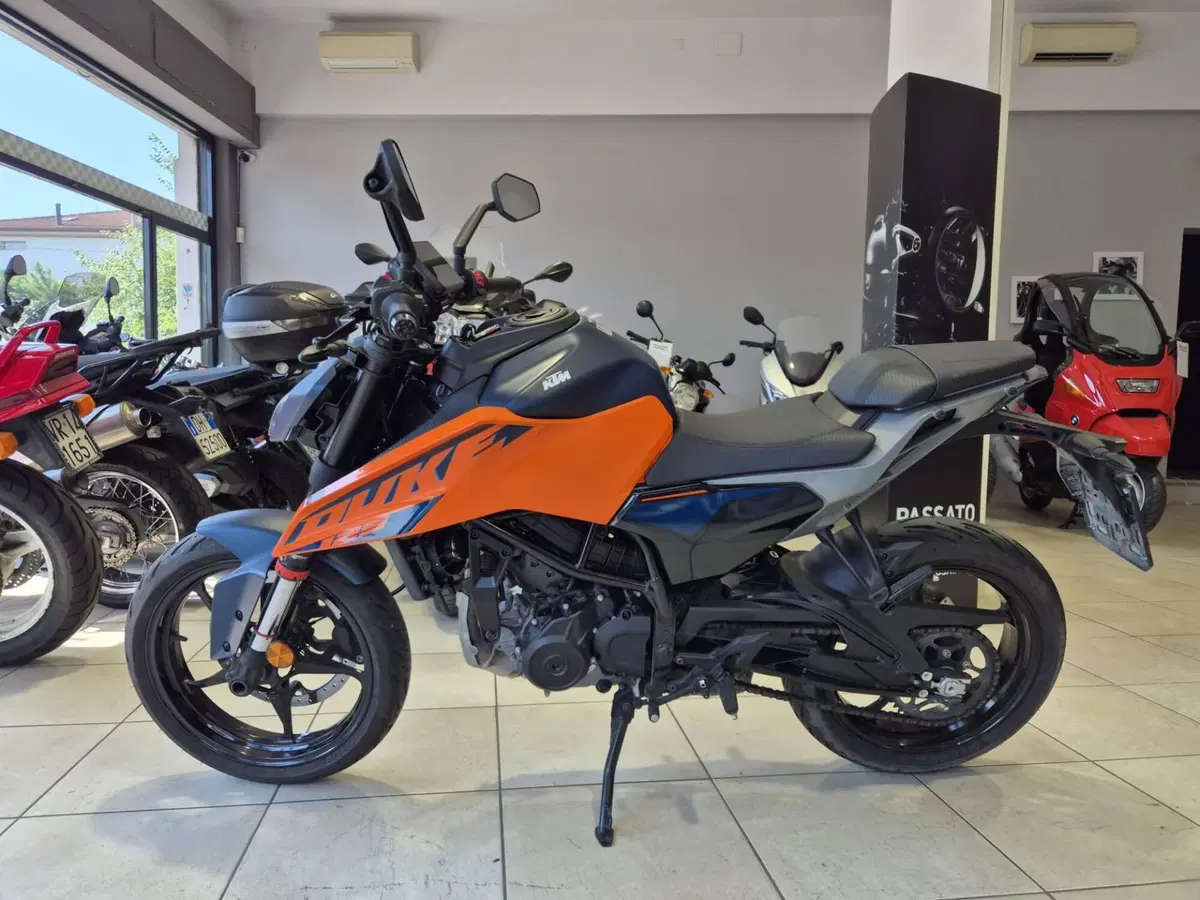 KTM 125 Duke (2024 - 25) (5)