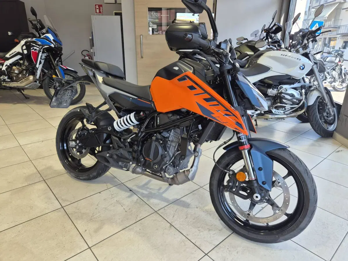 KTM 125 Duke (2024 - 25) (2)
