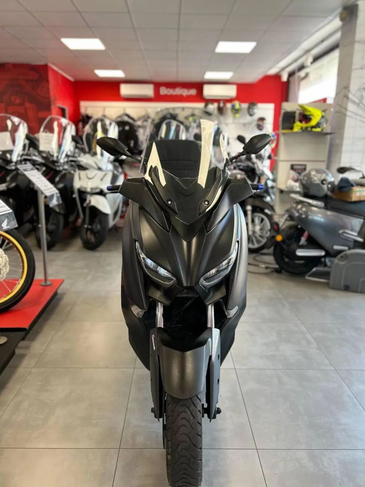 Yamaha X-Max 300 ABS (2017 - 20) (5)