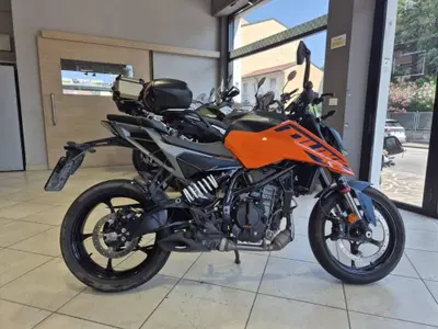 KTM 125 Duke (2024 - 25) usata