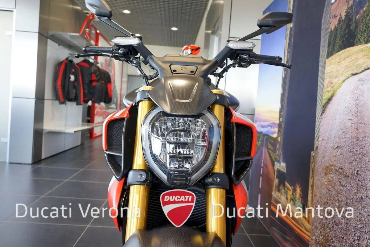 Ducati Diavel V4 RS (2026) (15)