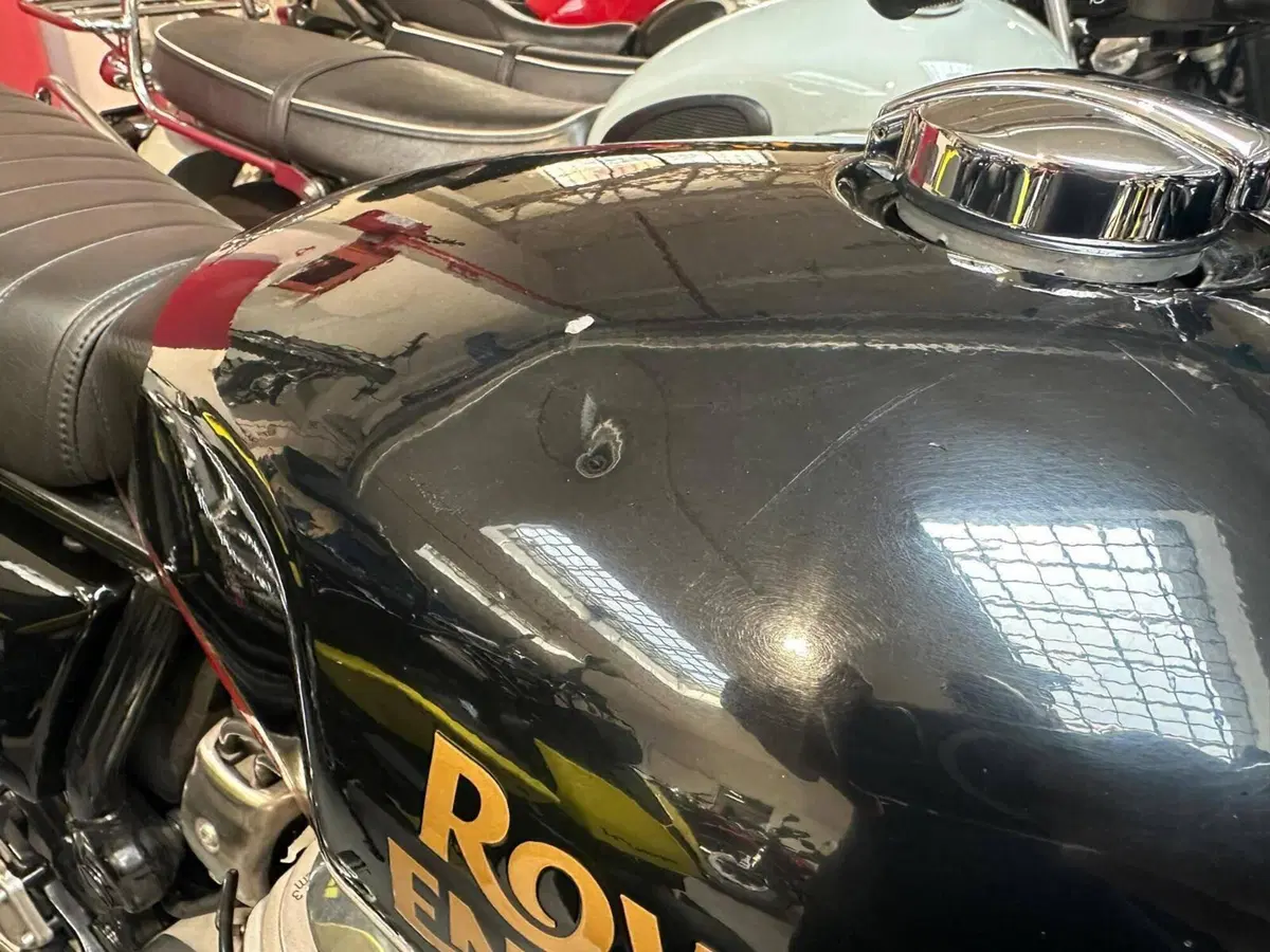 Royal Enfield Interceptor 650 (2021 - 26) (8)