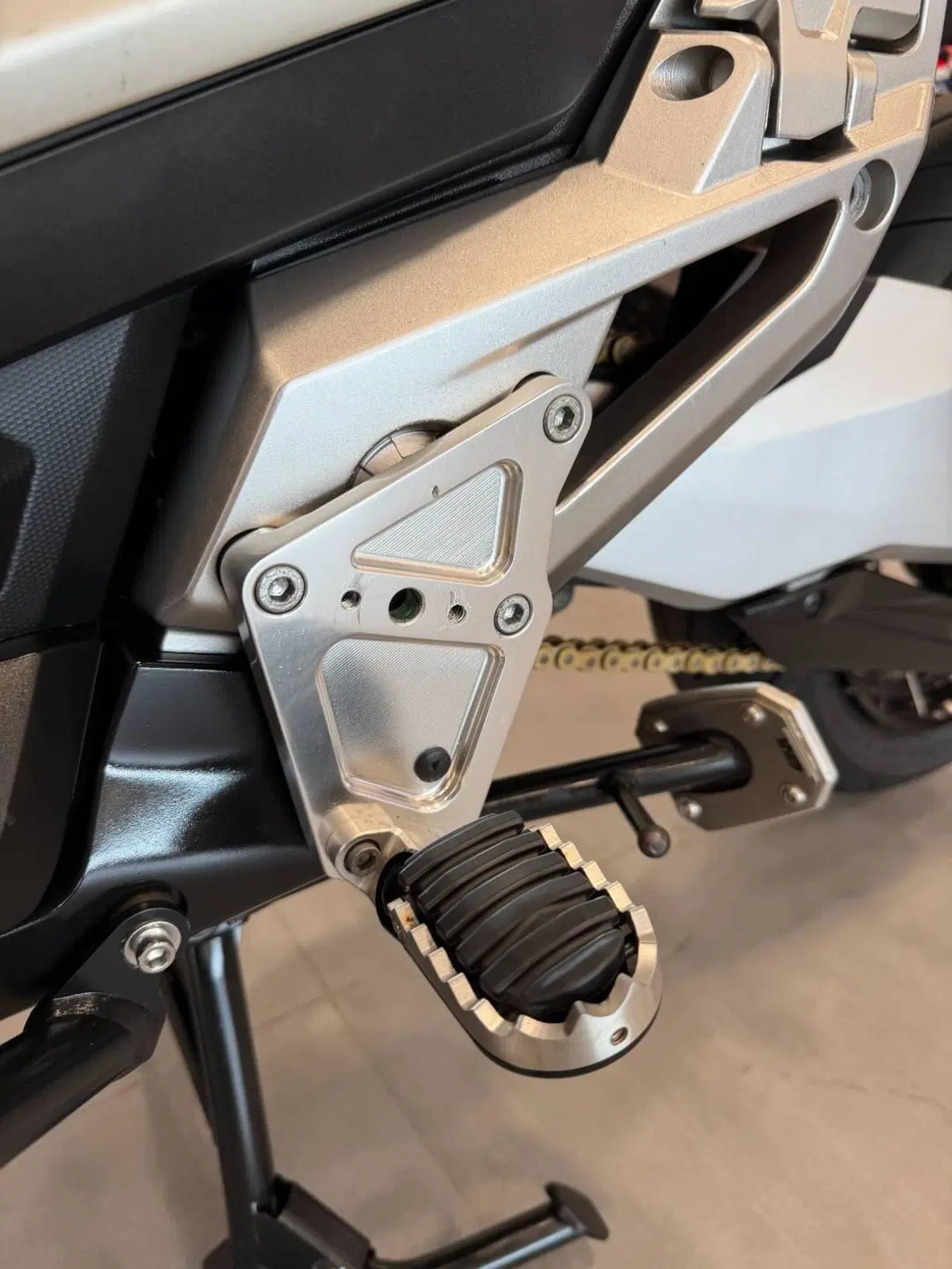 Honda X-ADV 750 (2017) (14)