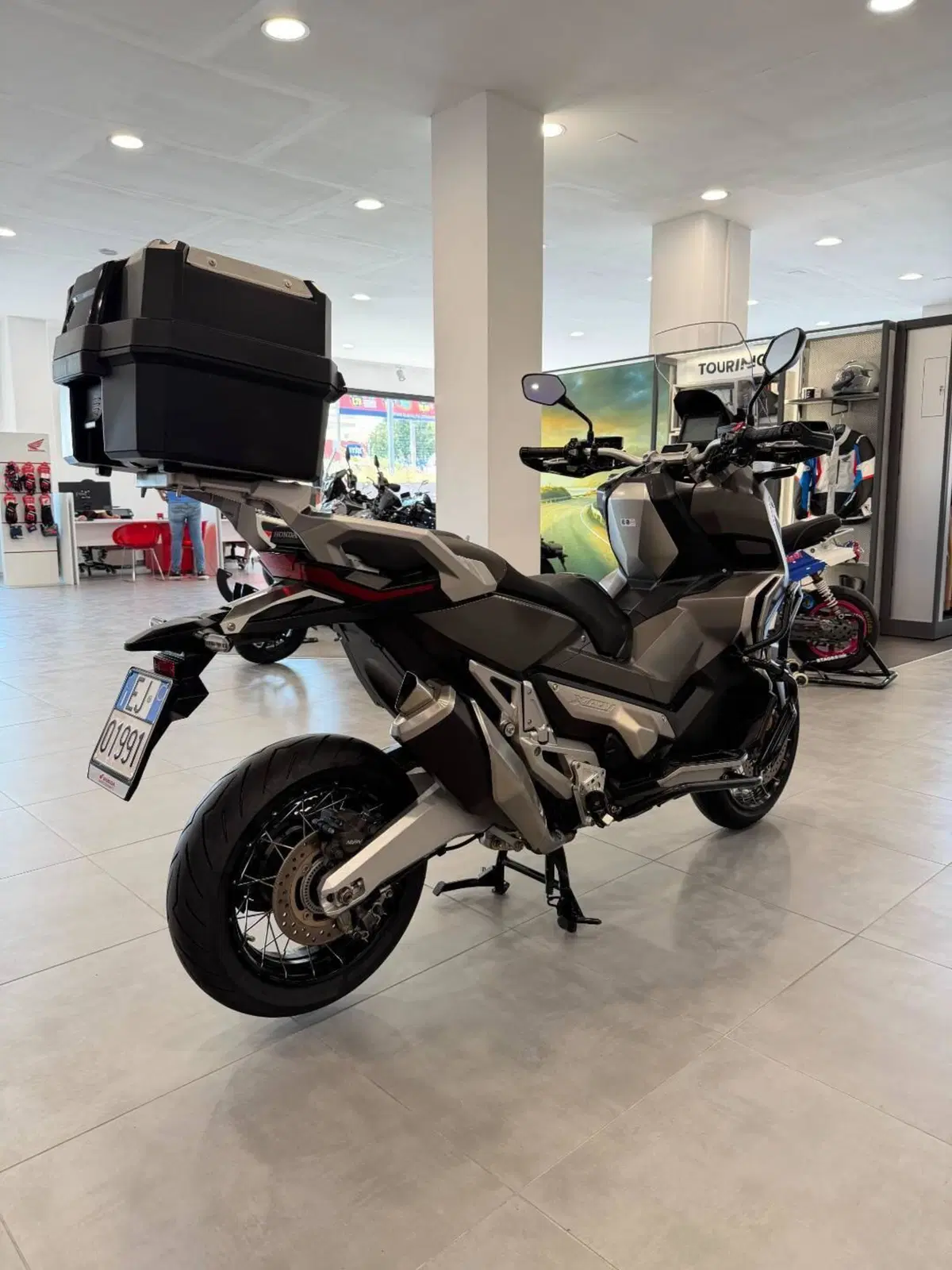 Honda X-ADV 750 (2017) (8)