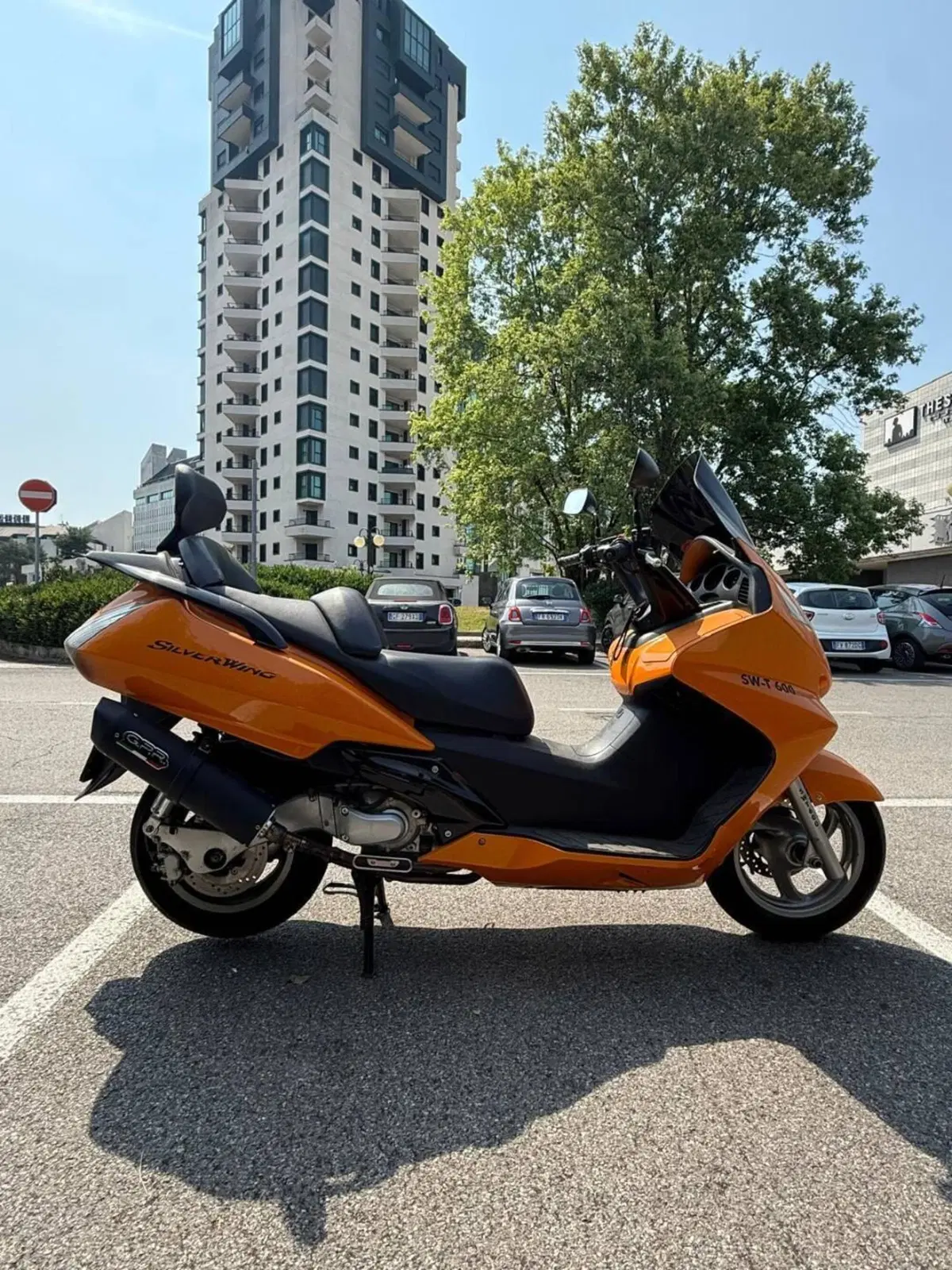 Honda Silver Wing 600 (2001 - 05) (4)