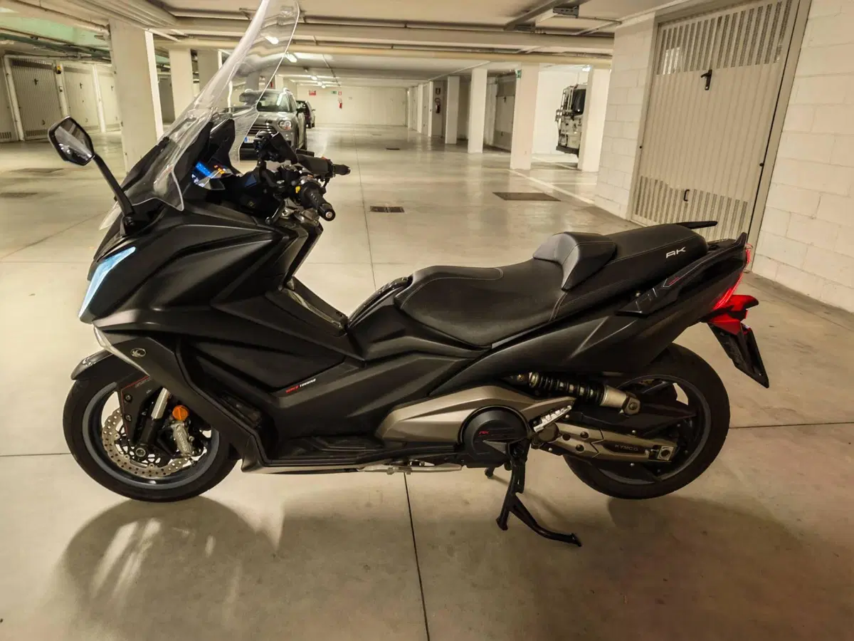 Kymco AK 550 ETS (2021 - 26) (3)