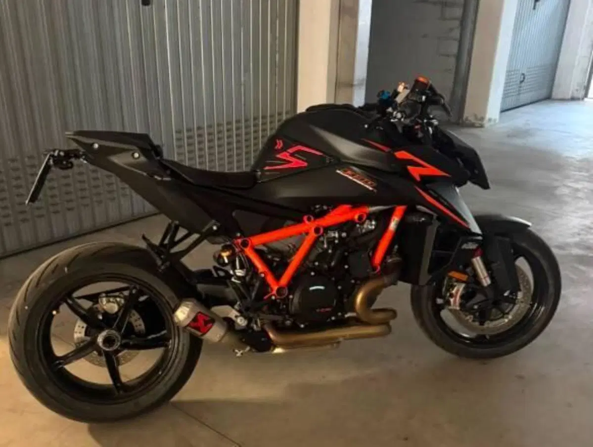 KTM 1390 Super Duke R (2024 - 26) (2)