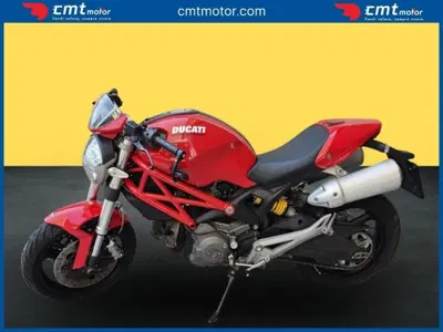 Ducati Monster 696 Plus (2007 - 14) usata