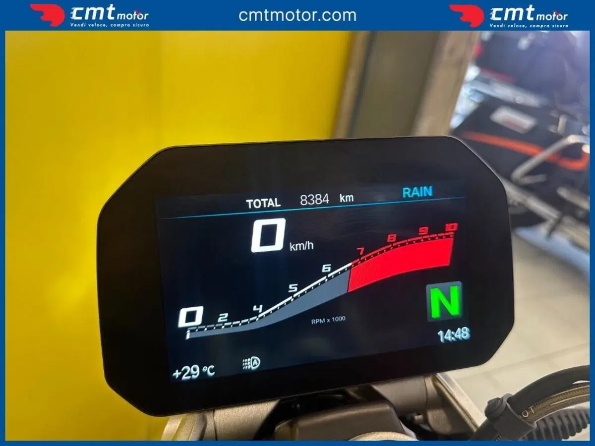 Bmw R 1250 R (2021 - 25) (5)