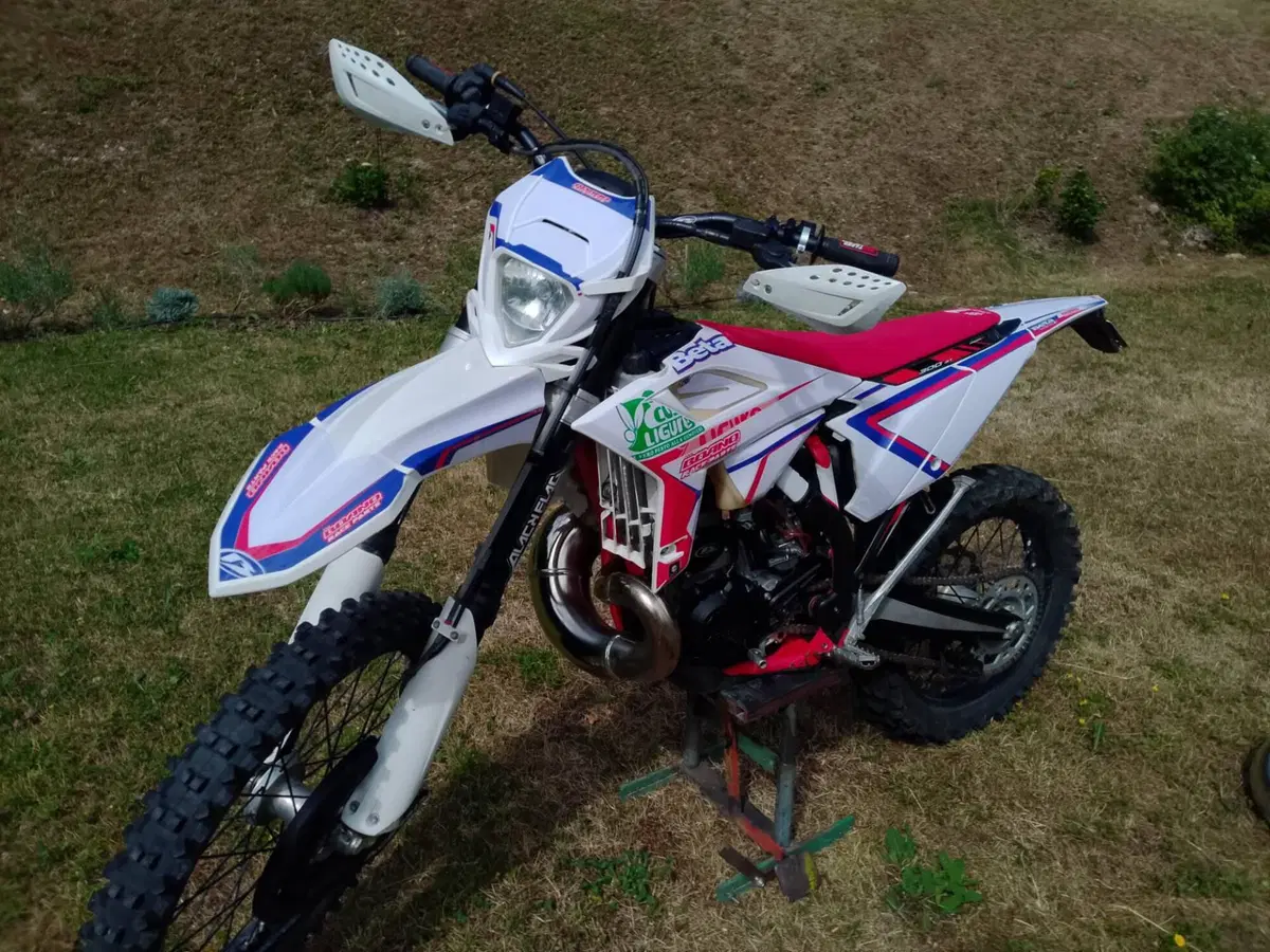 Betamotor RR 300 2T Enduro (2020) (8)
