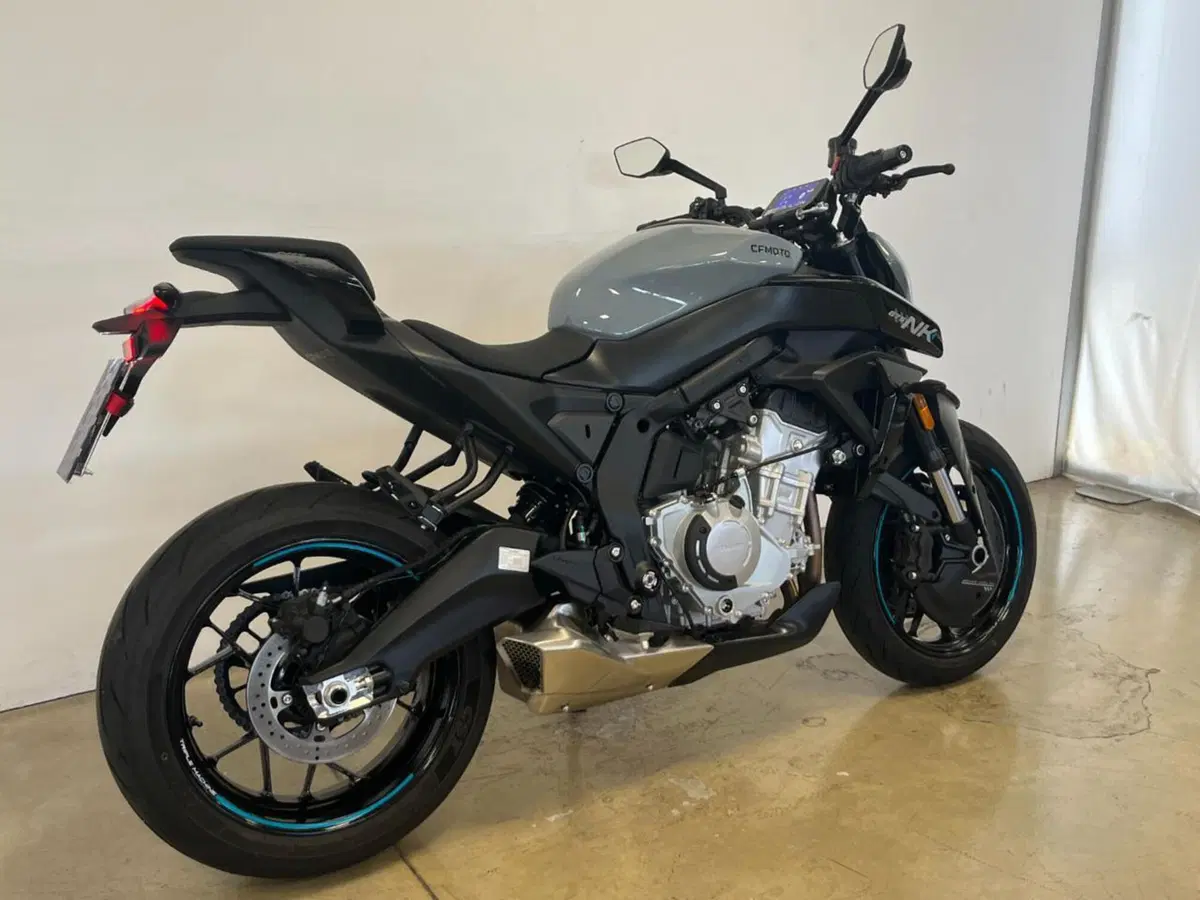 CFMOTO 675NK (2025 - 26) (7)