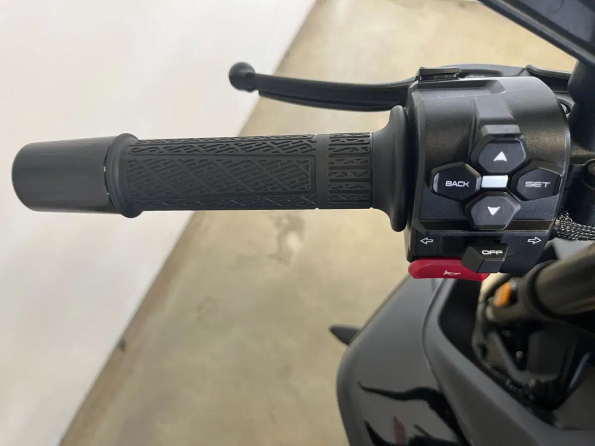 CFMOTO 675NK (2025 - 26) (11)
