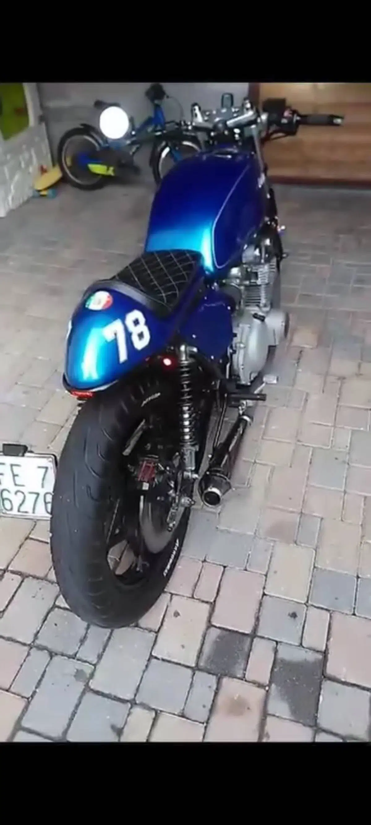Suzuki Gse (6)
