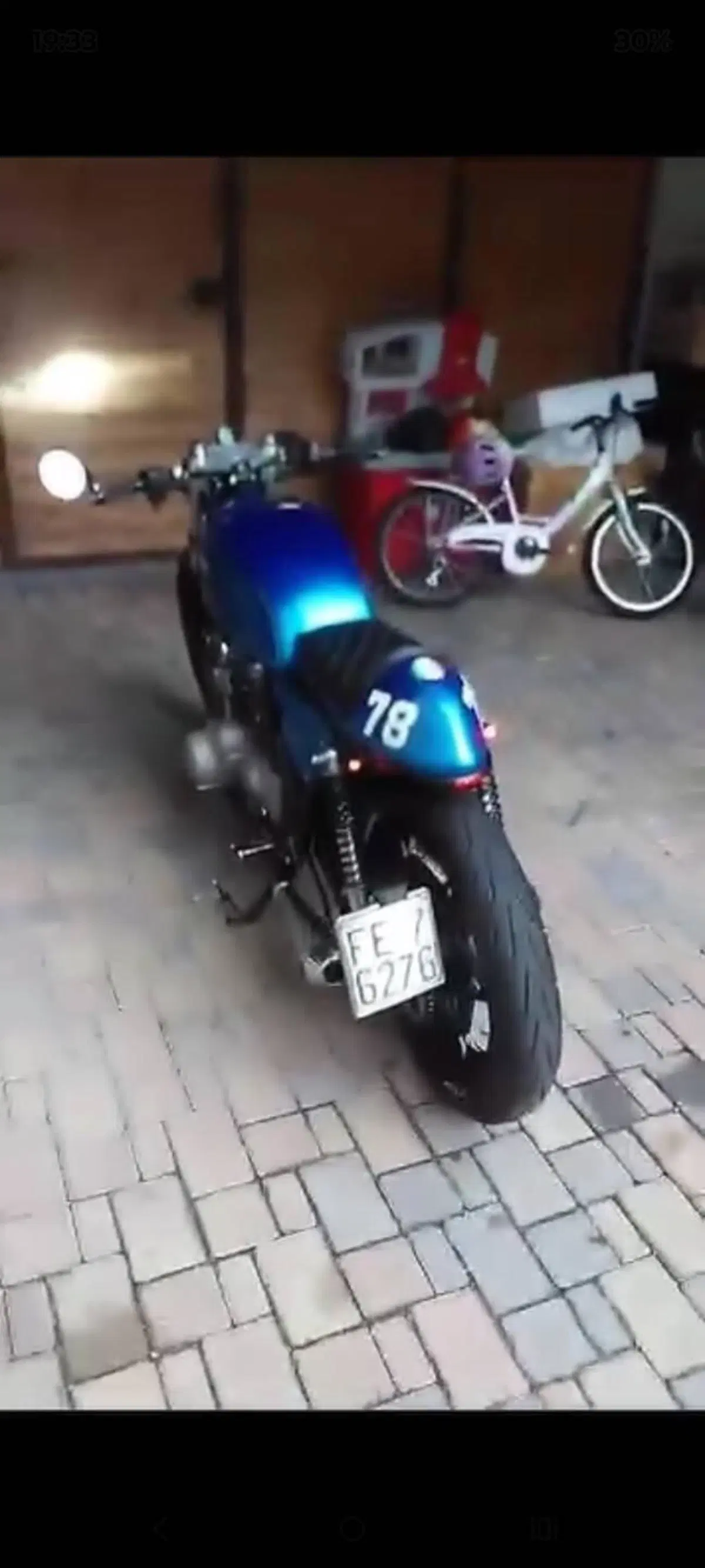 Suzuki Gse (7)