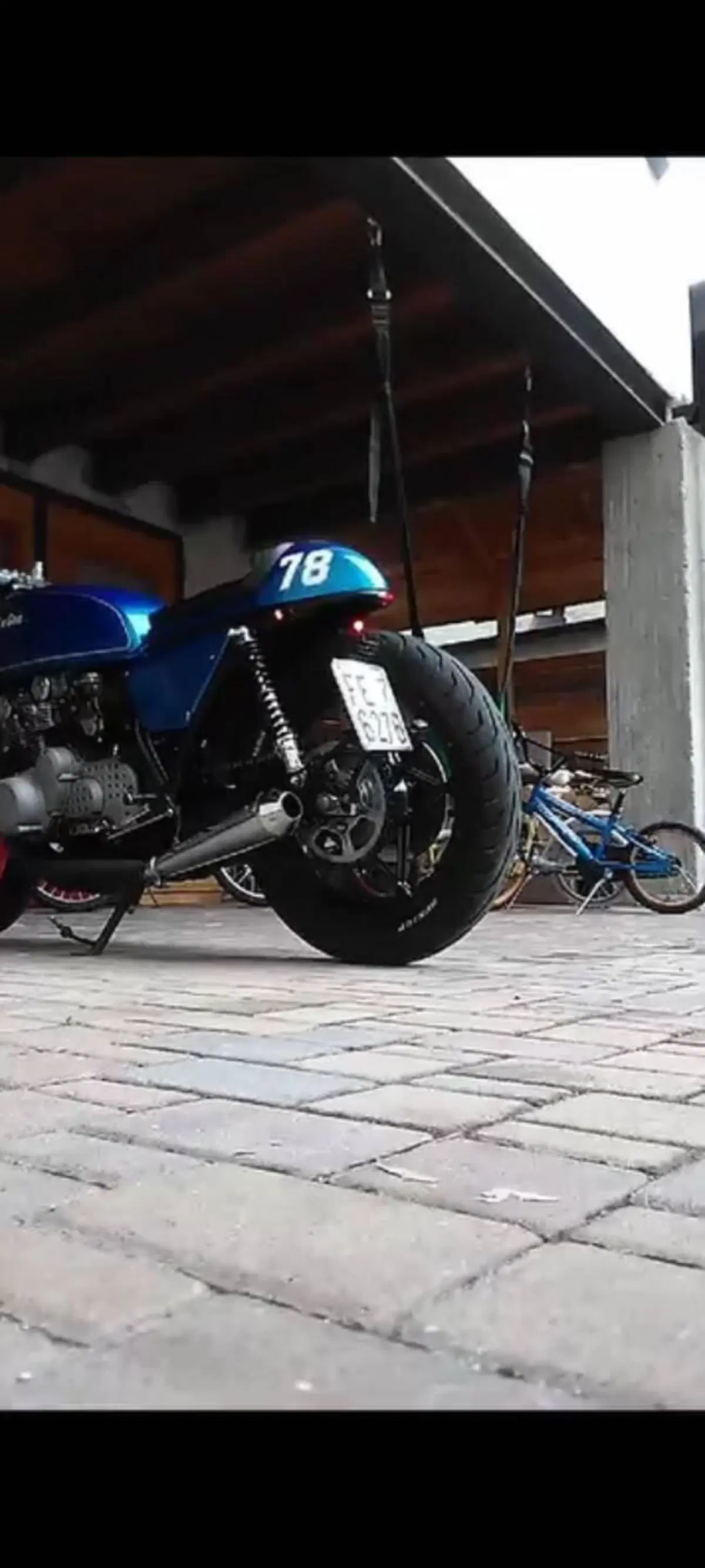 Suzuki Gse (8)