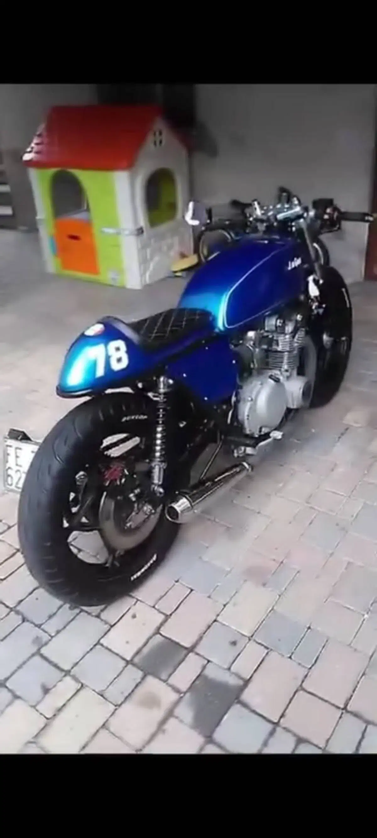 Suzuki Gse (10)