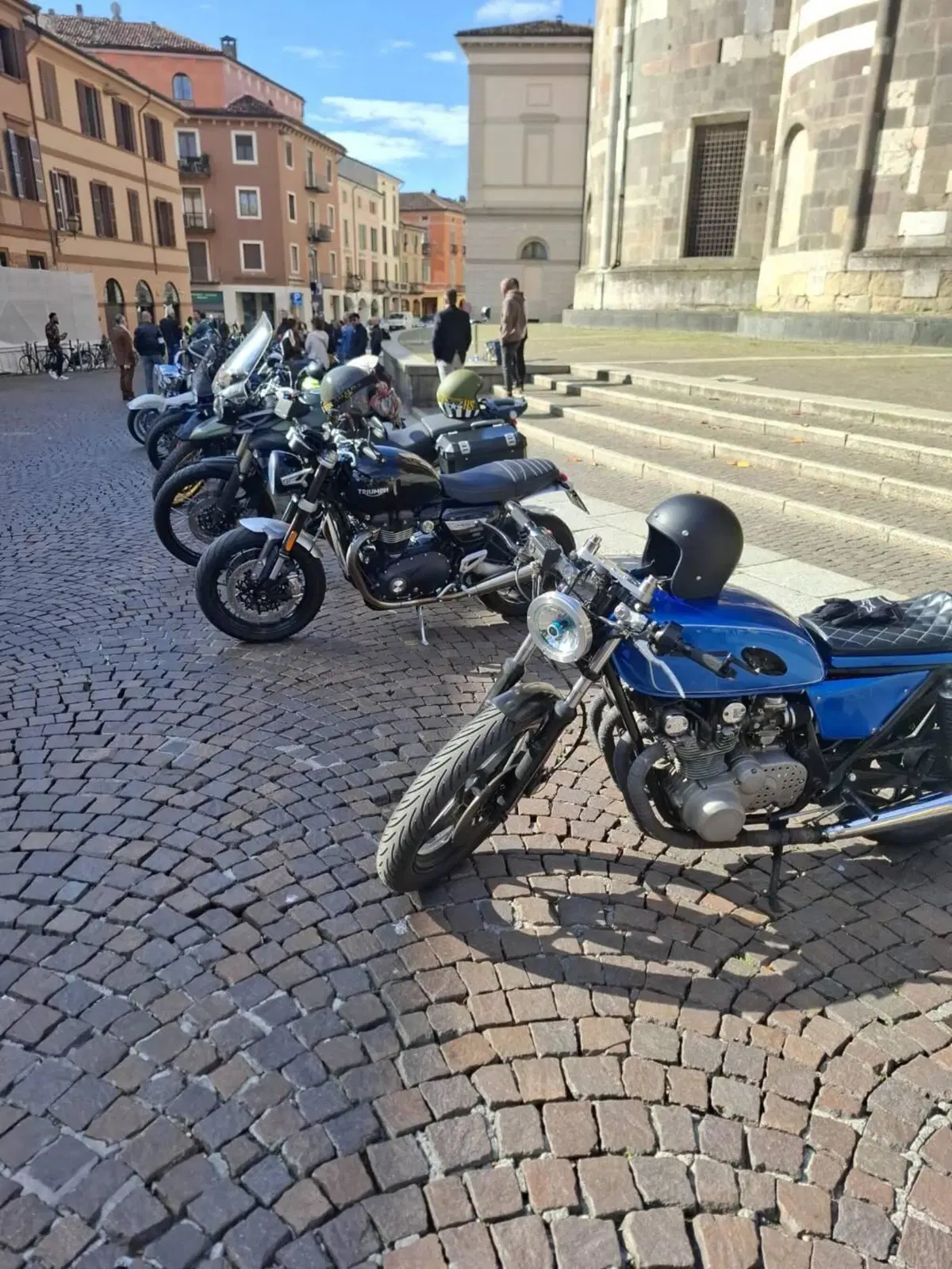 Suzuki Gse (11)