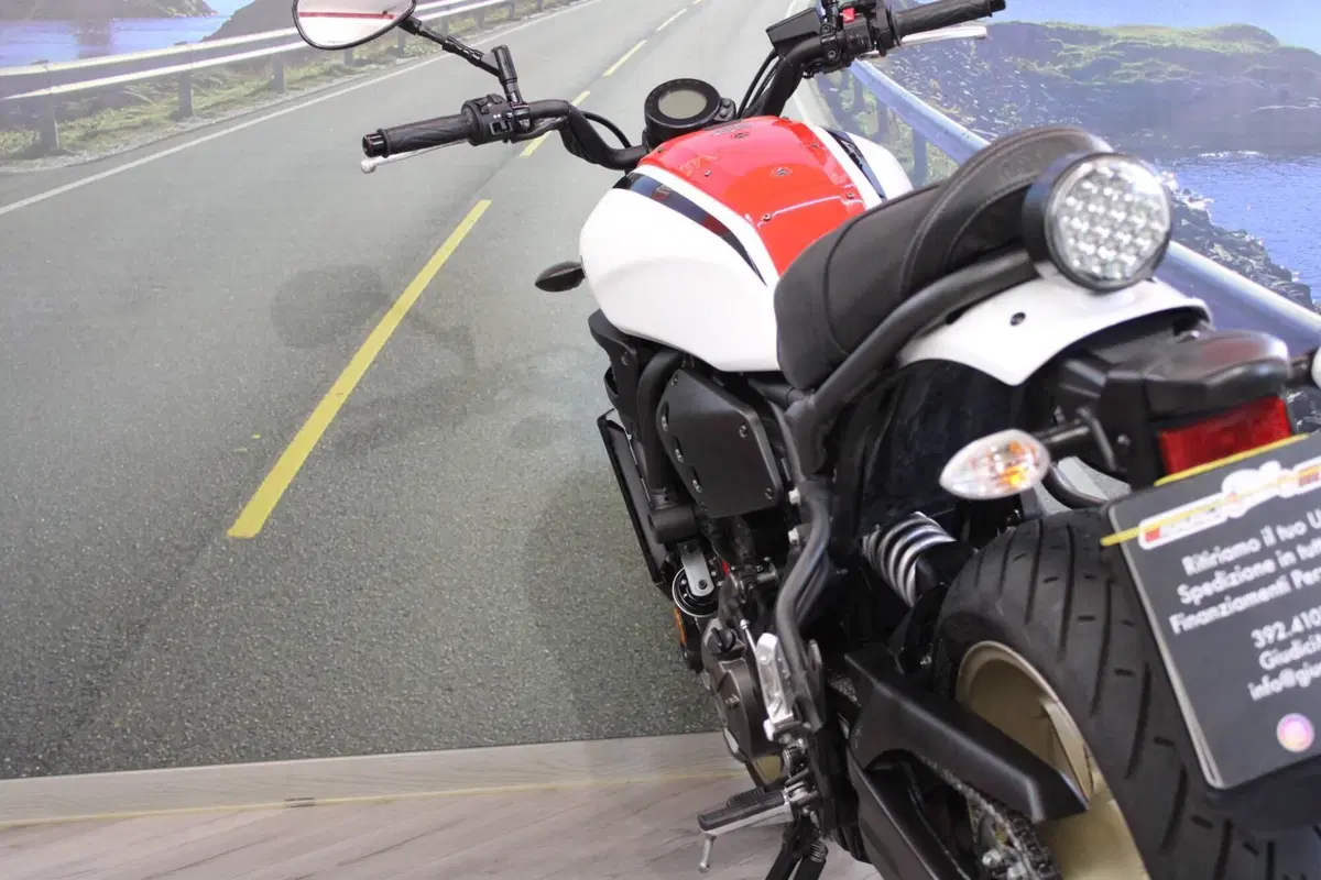 Yamaha XSR 700 ABS (2016 - 20) (17)