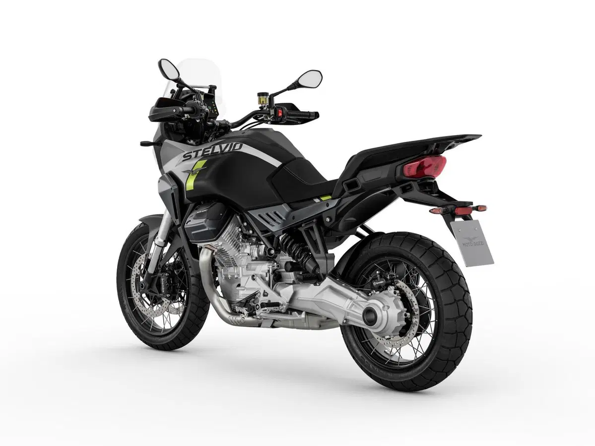 Moto Guzzi Stelvio (2024 - 26) (14)