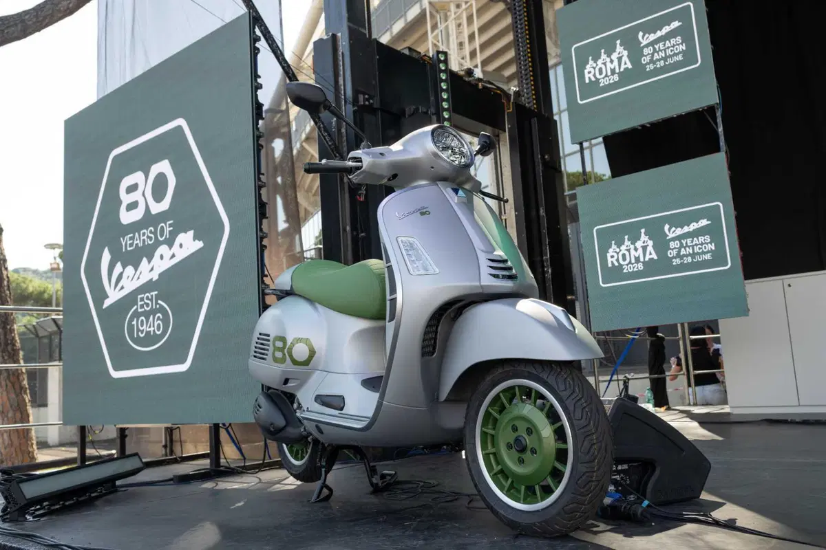 Vespa presenta Edizione Ottantesimo, tiratura limitata