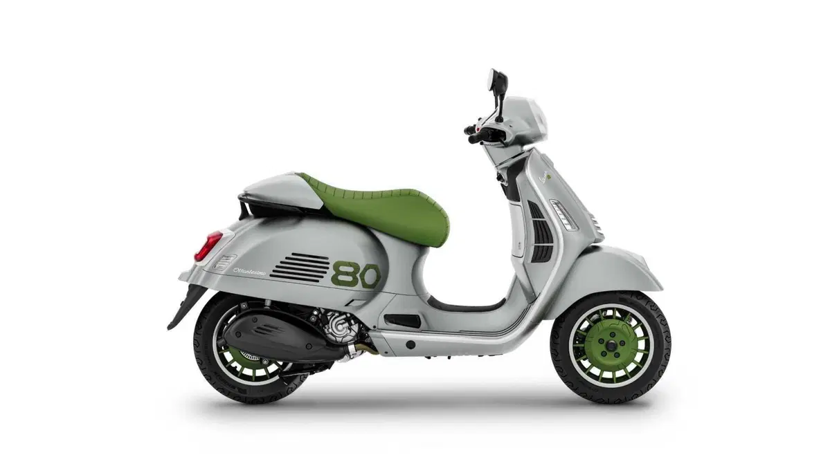 Vespa presenta Edizione Ottantesimo, tiratura limitata (7)