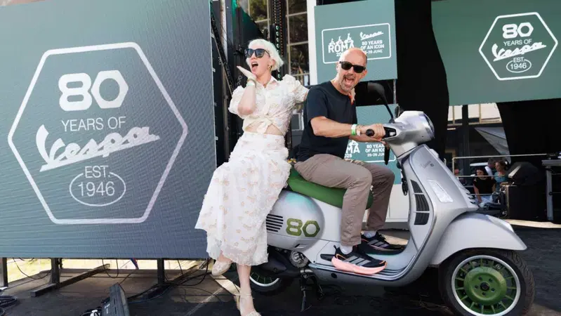 Vespa presenta Edizione Ottantesimo, tiratura limitata