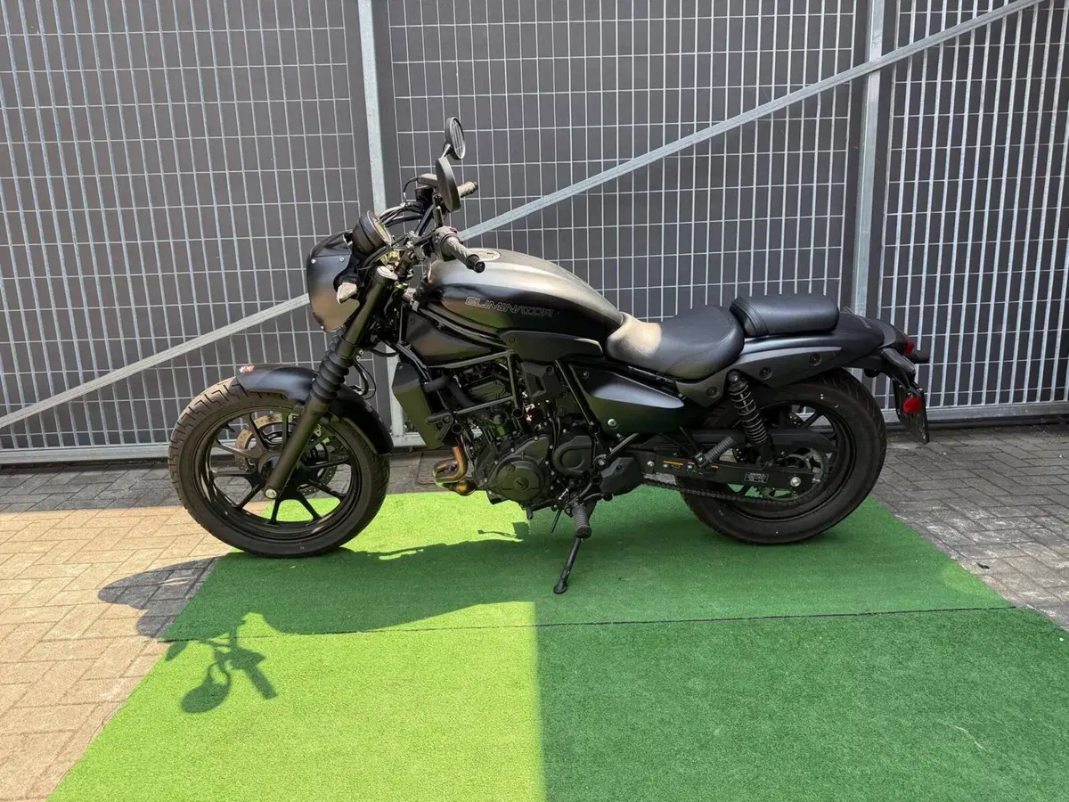 Kawasaki Eliminator 500 SE (2024 - 26) (2)