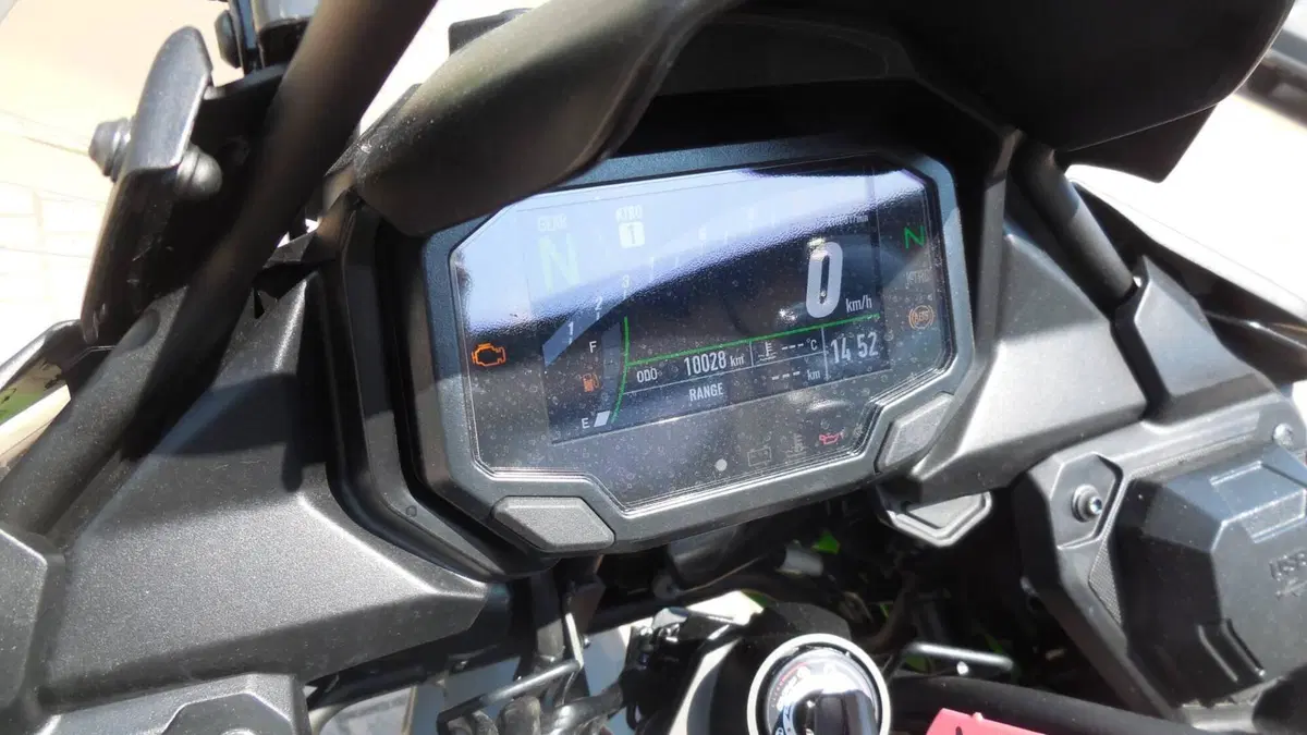 Kawasaki Versys 650 Grand Tourer (2022 - 24) (4)