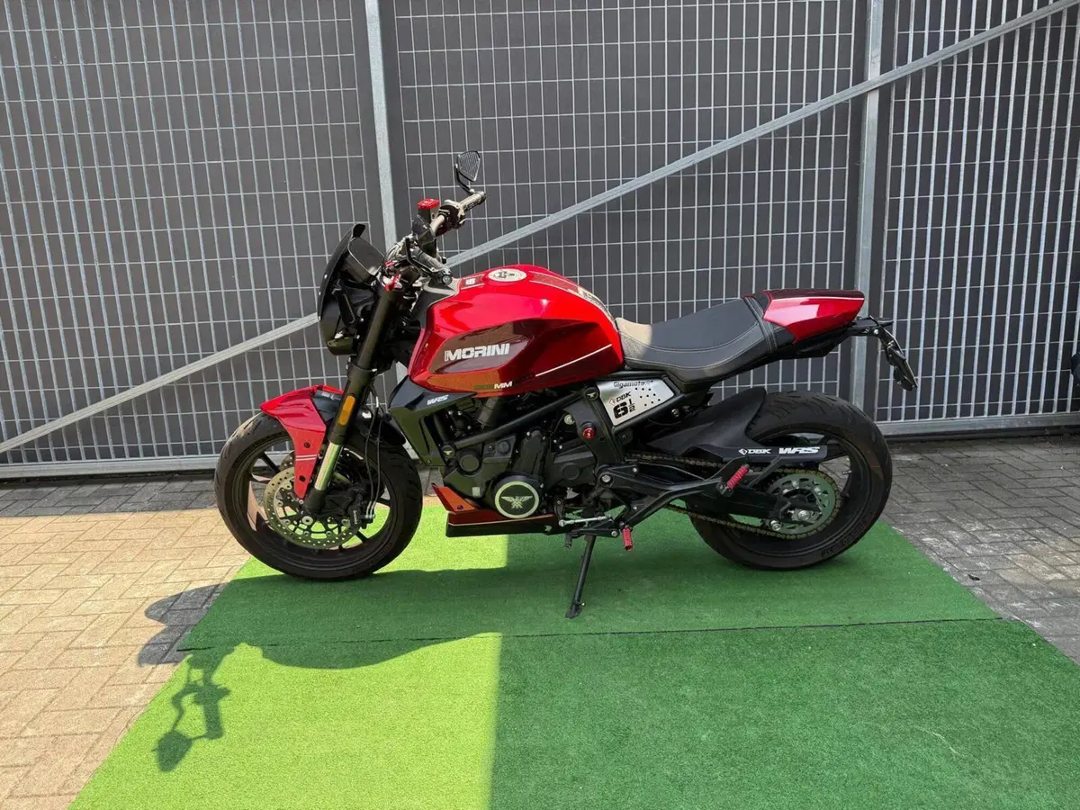 Moto Morini SEIEMMEZZO STR (2022 - 26) (2)