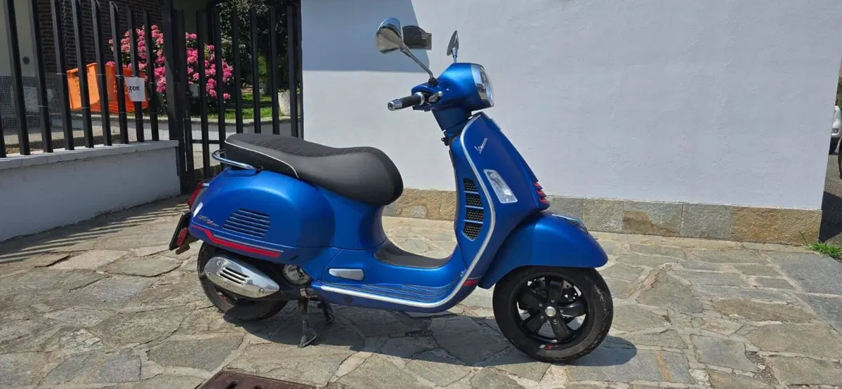Vespa GTS 300 Super Sport Hpe (2021 - 22)