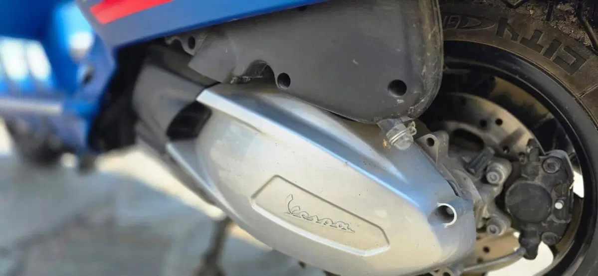 Vespa GTS 300 Super Sport Hpe (2021 - 22) (15)