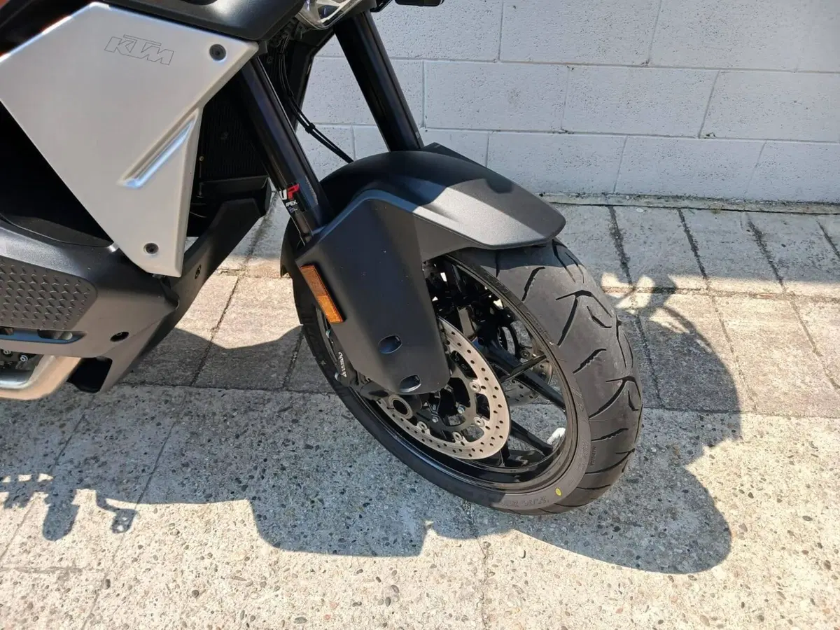 KTM 1390 Super Adventure S EVO (2026) (10)