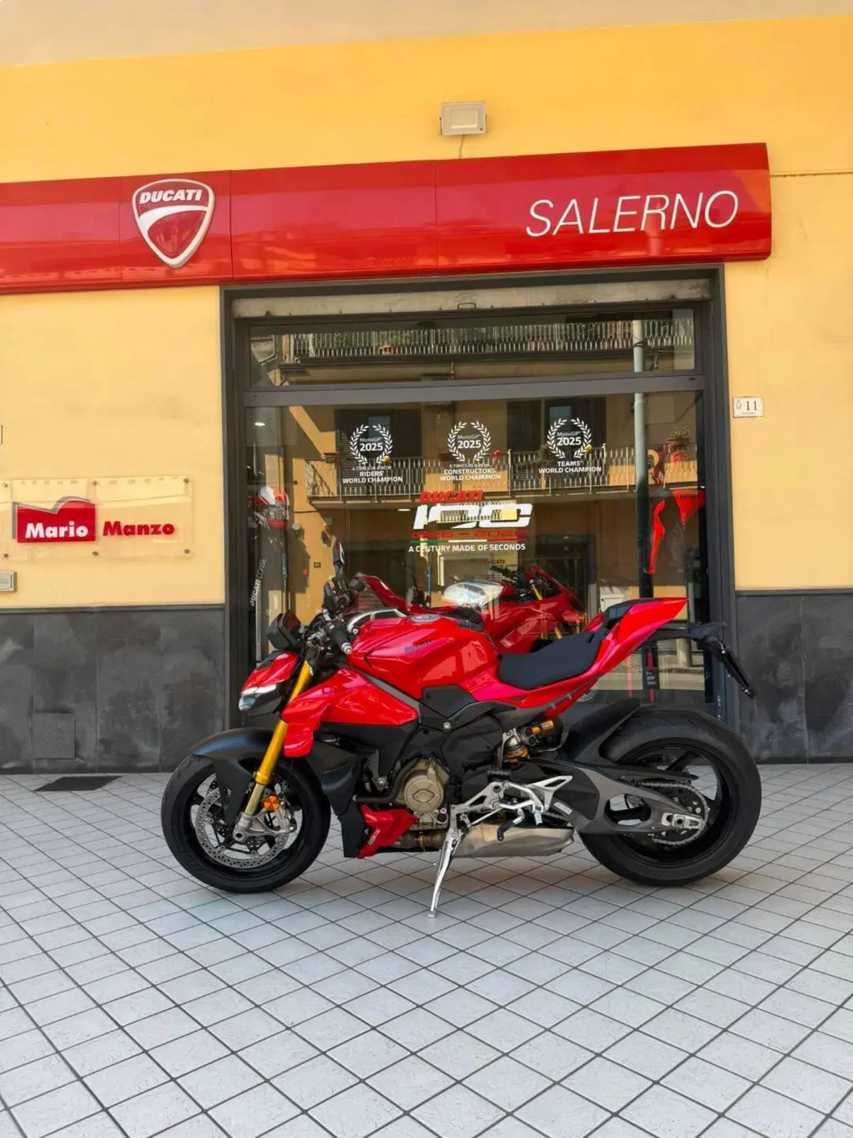 Ducati Streetfighter V4 S (2025 - 26)