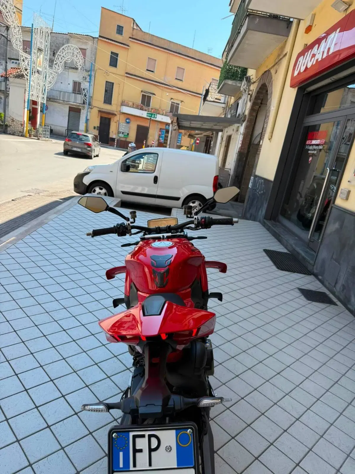 Ducati Streetfighter V4 S (2025 - 26) (3)