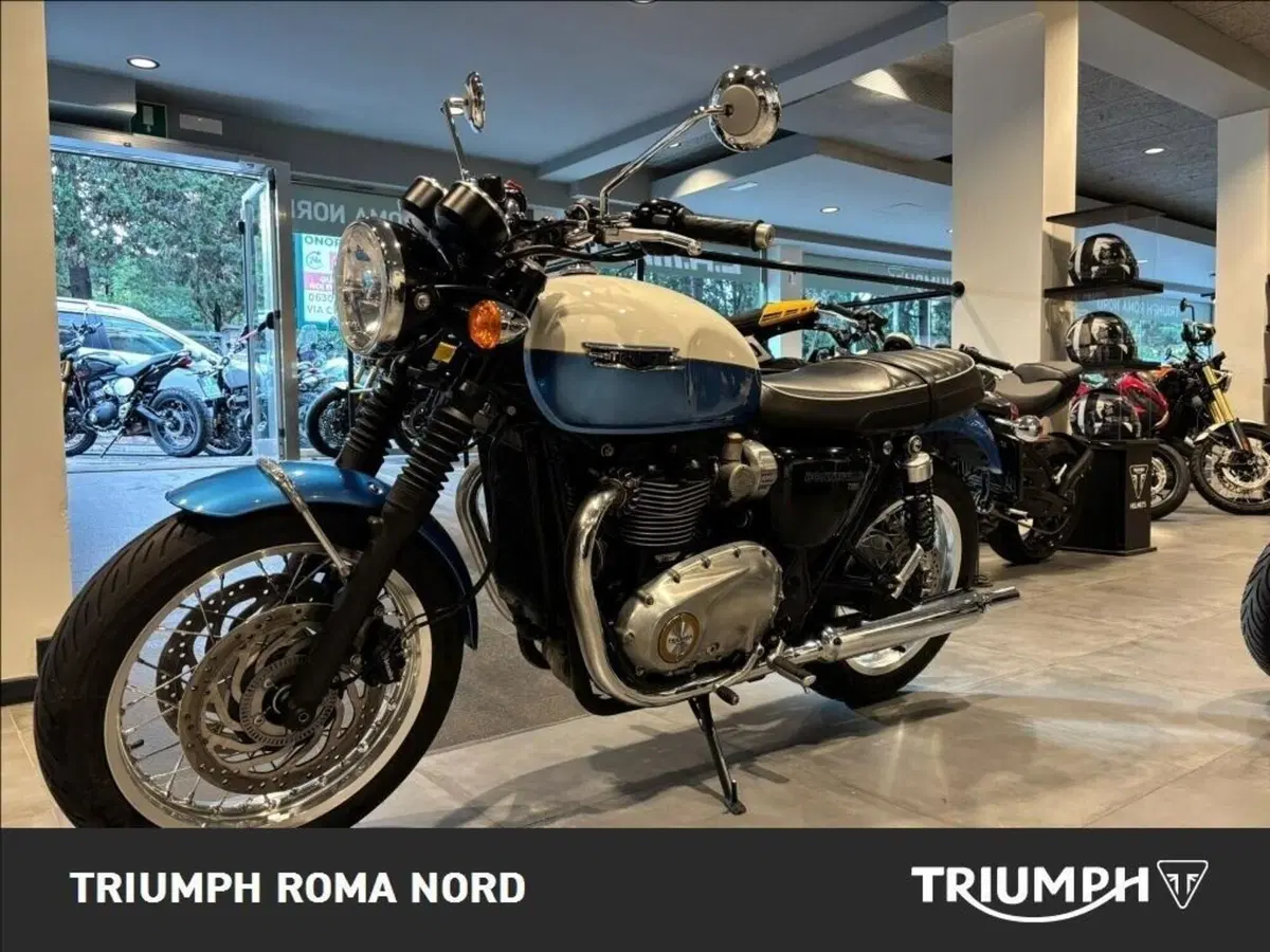 Triumph Bonneville T120 (2021 - 25) (5)
