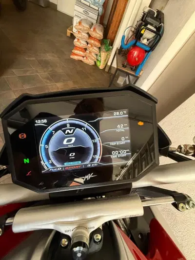 MV Agusta Brutale 800 RR (2021 - 25) usata