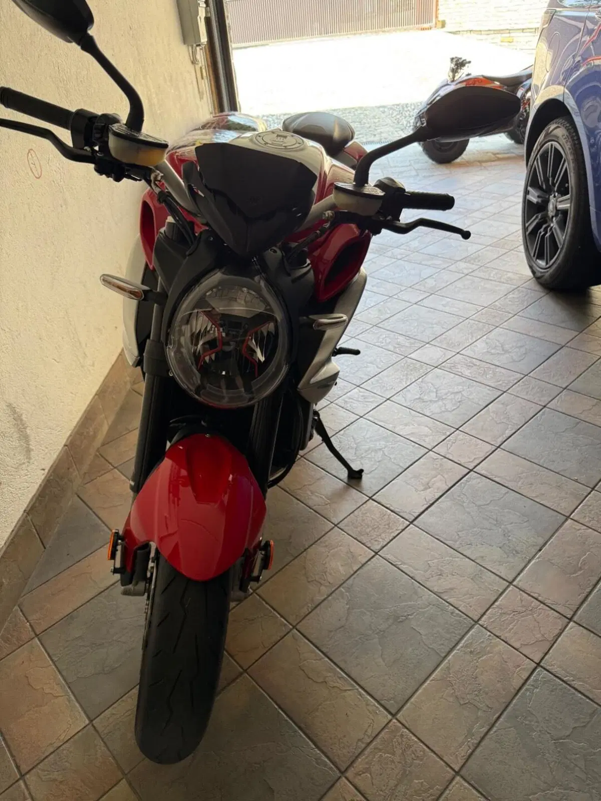 MV Agusta Brutale 800 RR (2021 - 25) (4)