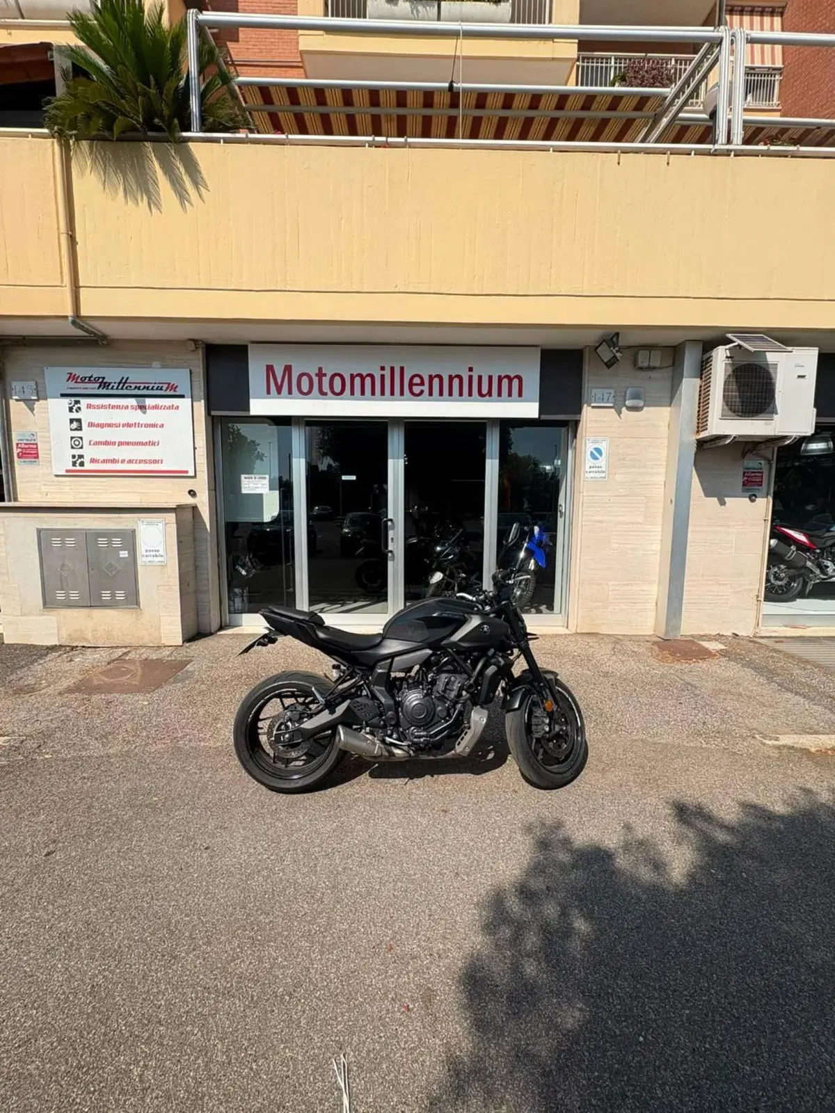 Yamaha MT-07 Pure (2023 - 25) (3)