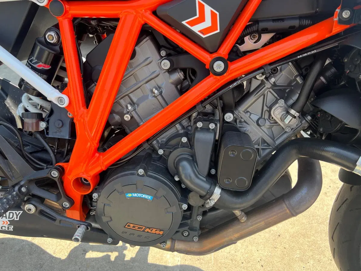 KTM 1290 Super Duke R ABS (2017 - 18) (15)