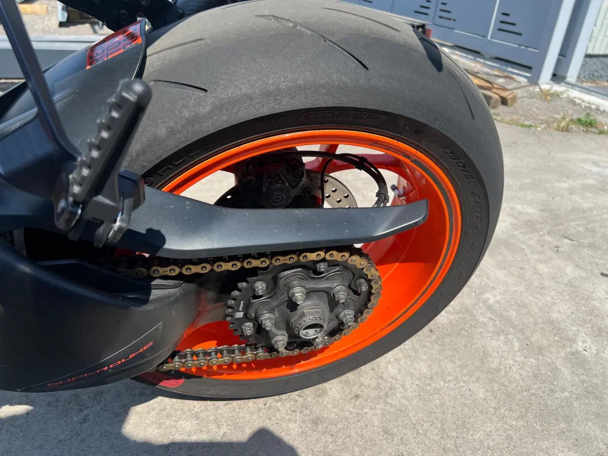 KTM 1290 Super Duke R ABS (2017 - 18) (18)