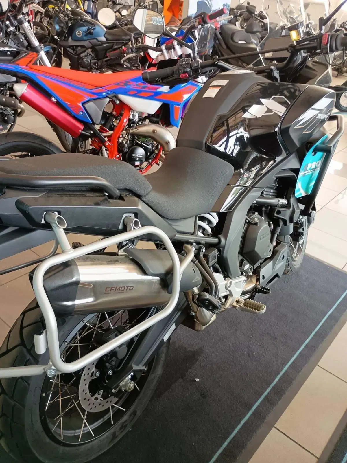 CFMOTO 700MT (2024 - 26) (3)
