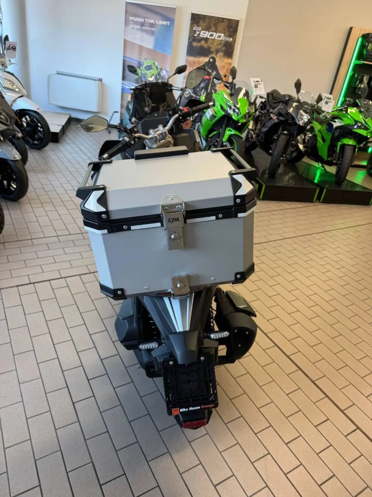 Sym ADX 300 (2024 - 26) (4)