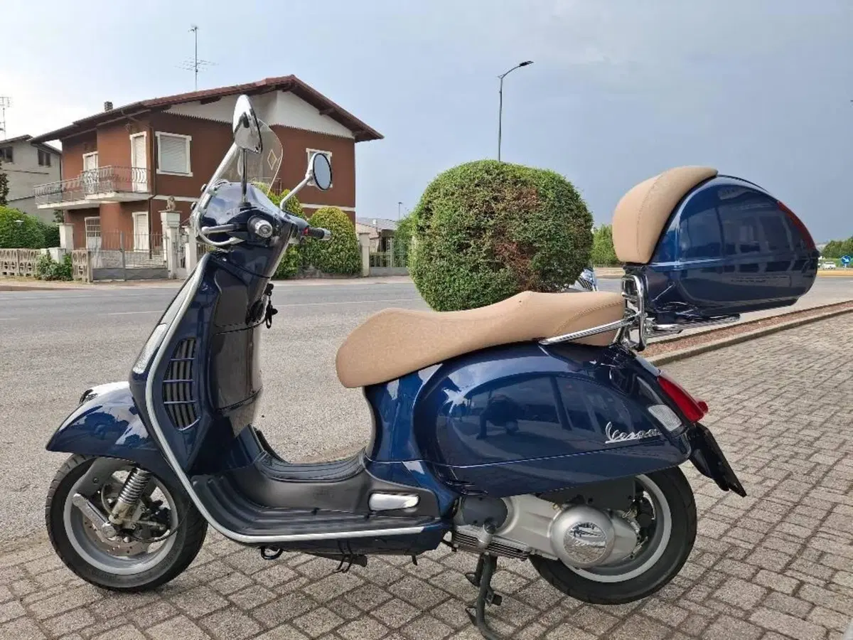 Vespa GTS 250 i.e. (3)
