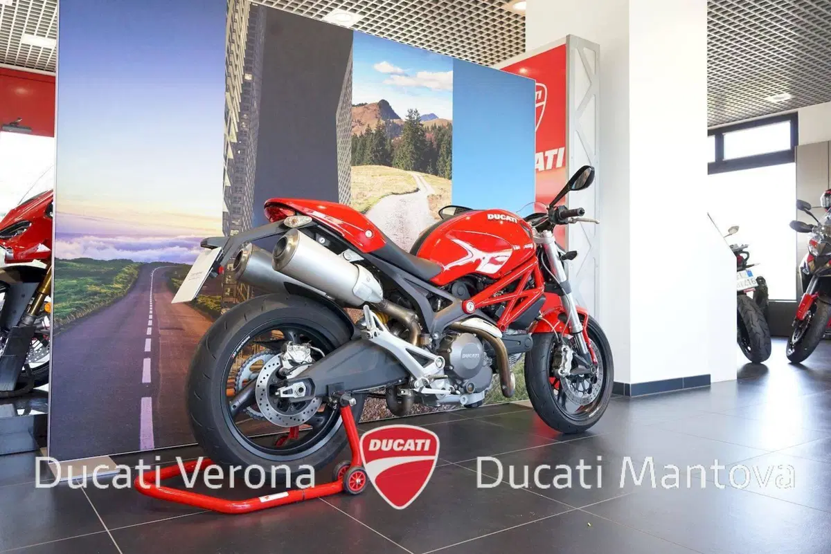Ducati Monster 696 Plus (2007 - 14) (6)