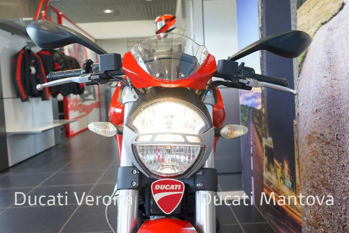 Ducati Monster 696 Plus (2007 - 14) (14)
