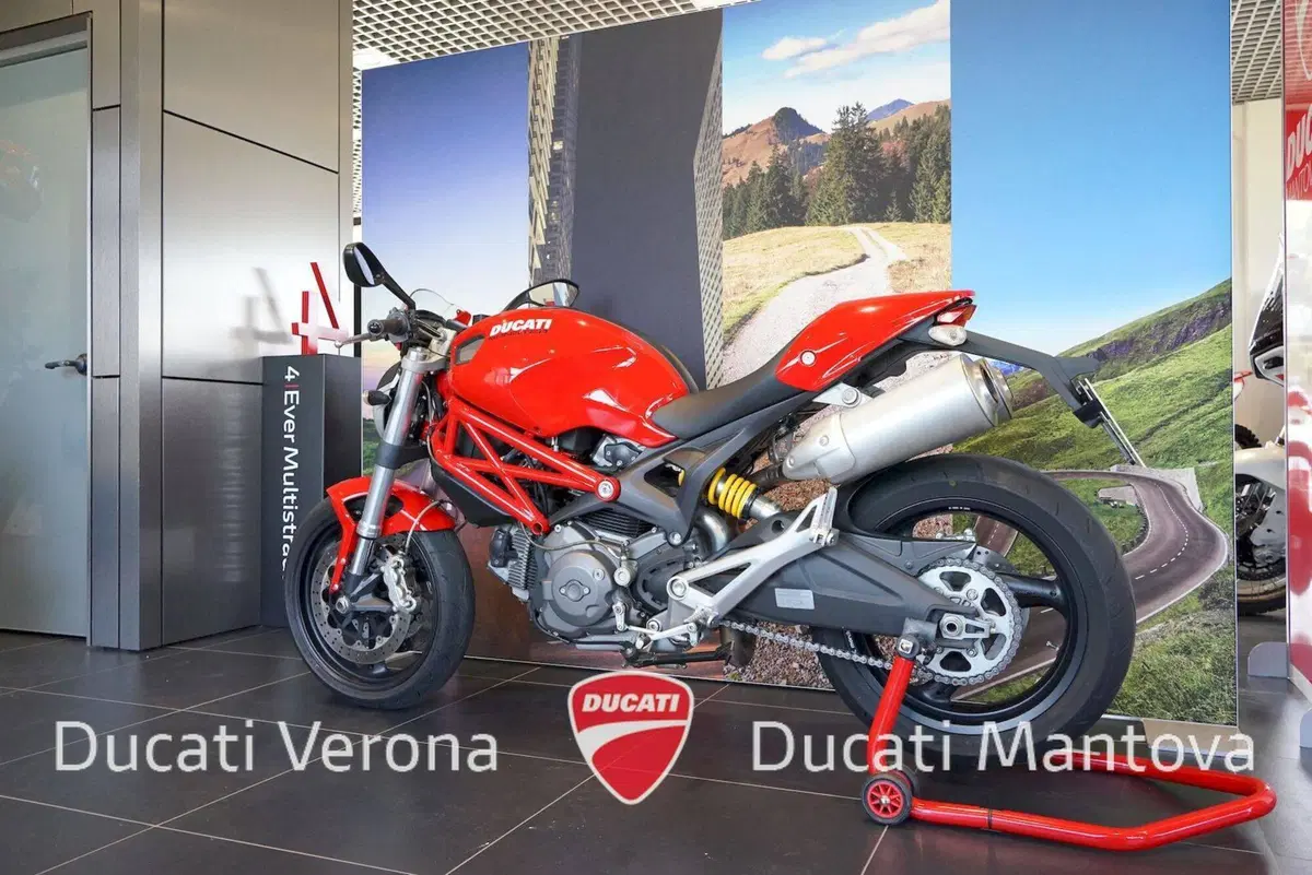 Ducati Monster 696 Plus (2007 - 14) (8)
