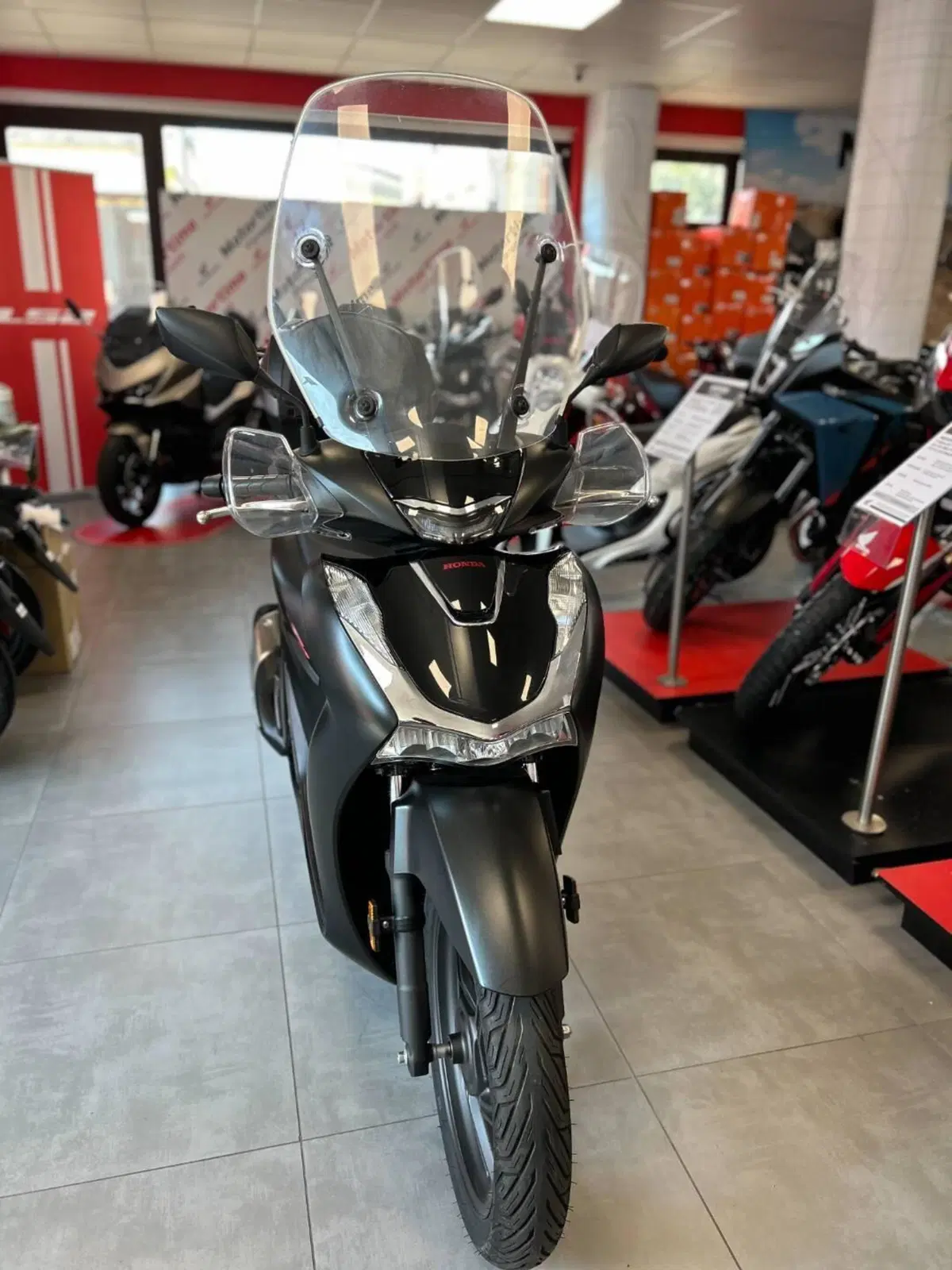 Honda SH 125i Sport (2022 - 23) (4)
