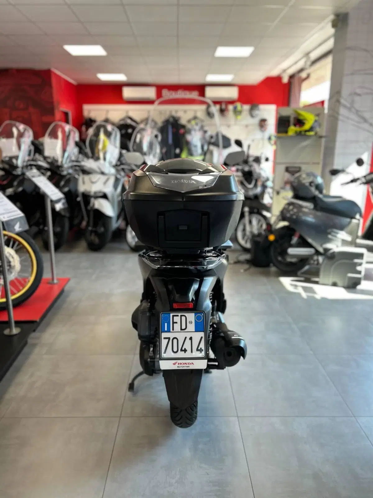 Honda SH 125i Sport (2022 - 23) (3)